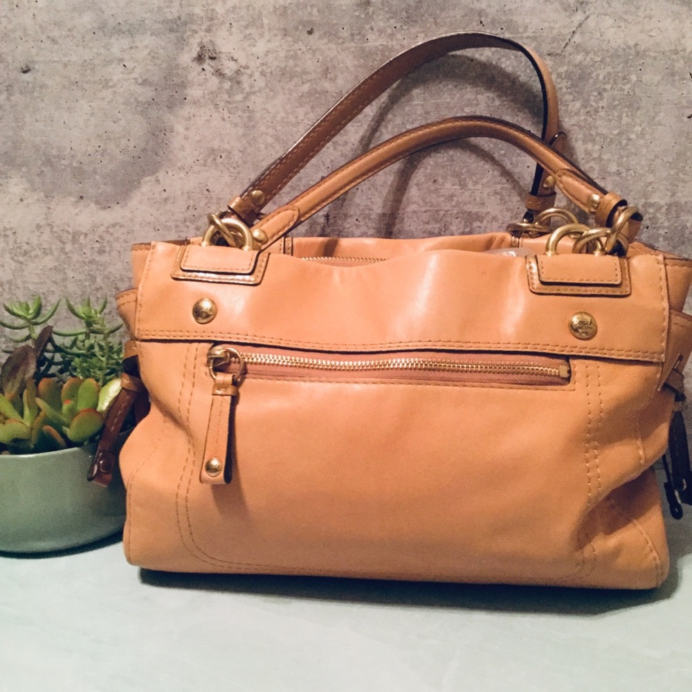 Coach Peyton Tan Carryall Shoulder Purse - Picture 2 of 8